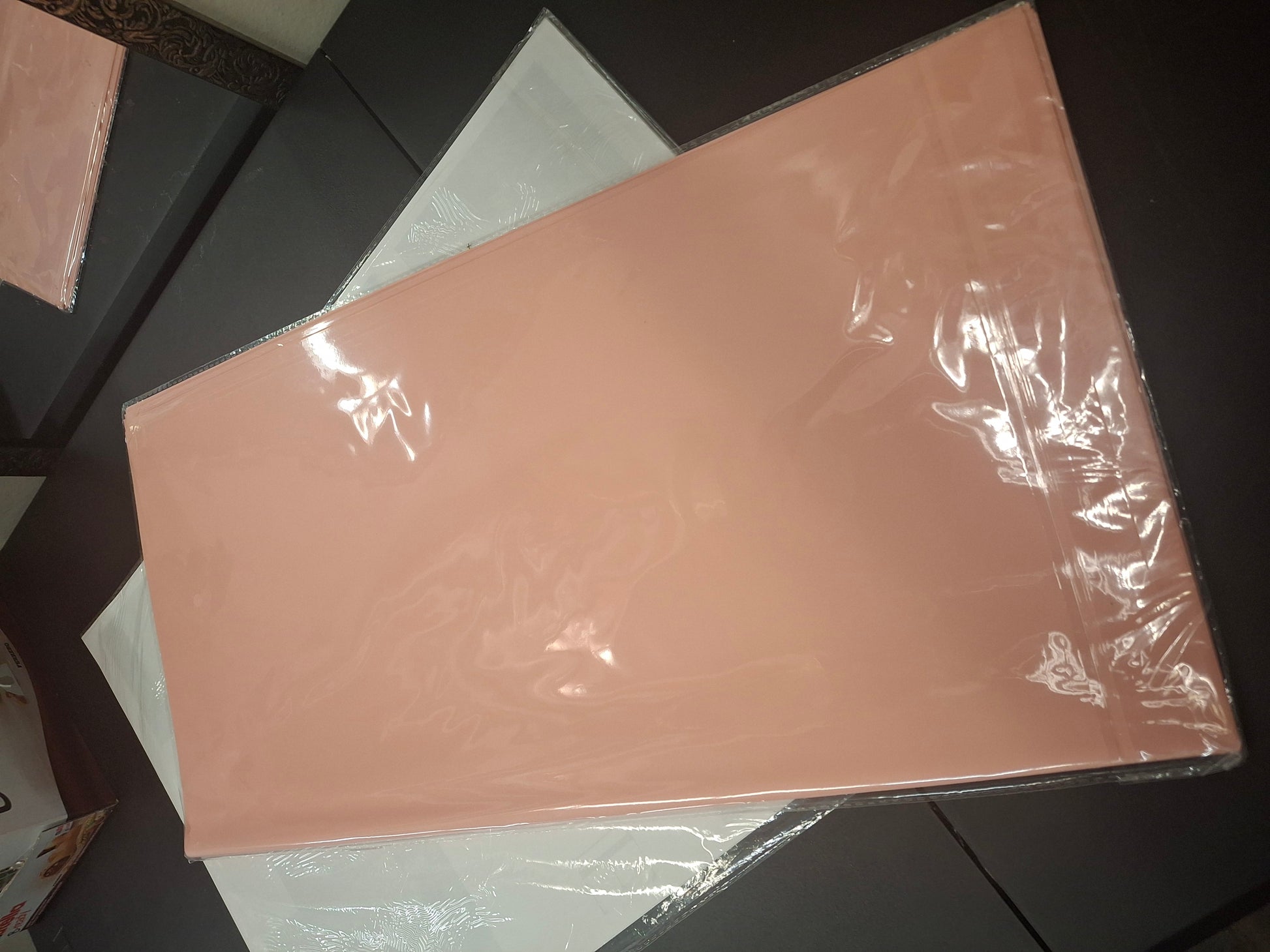 Solid paper for wrapping