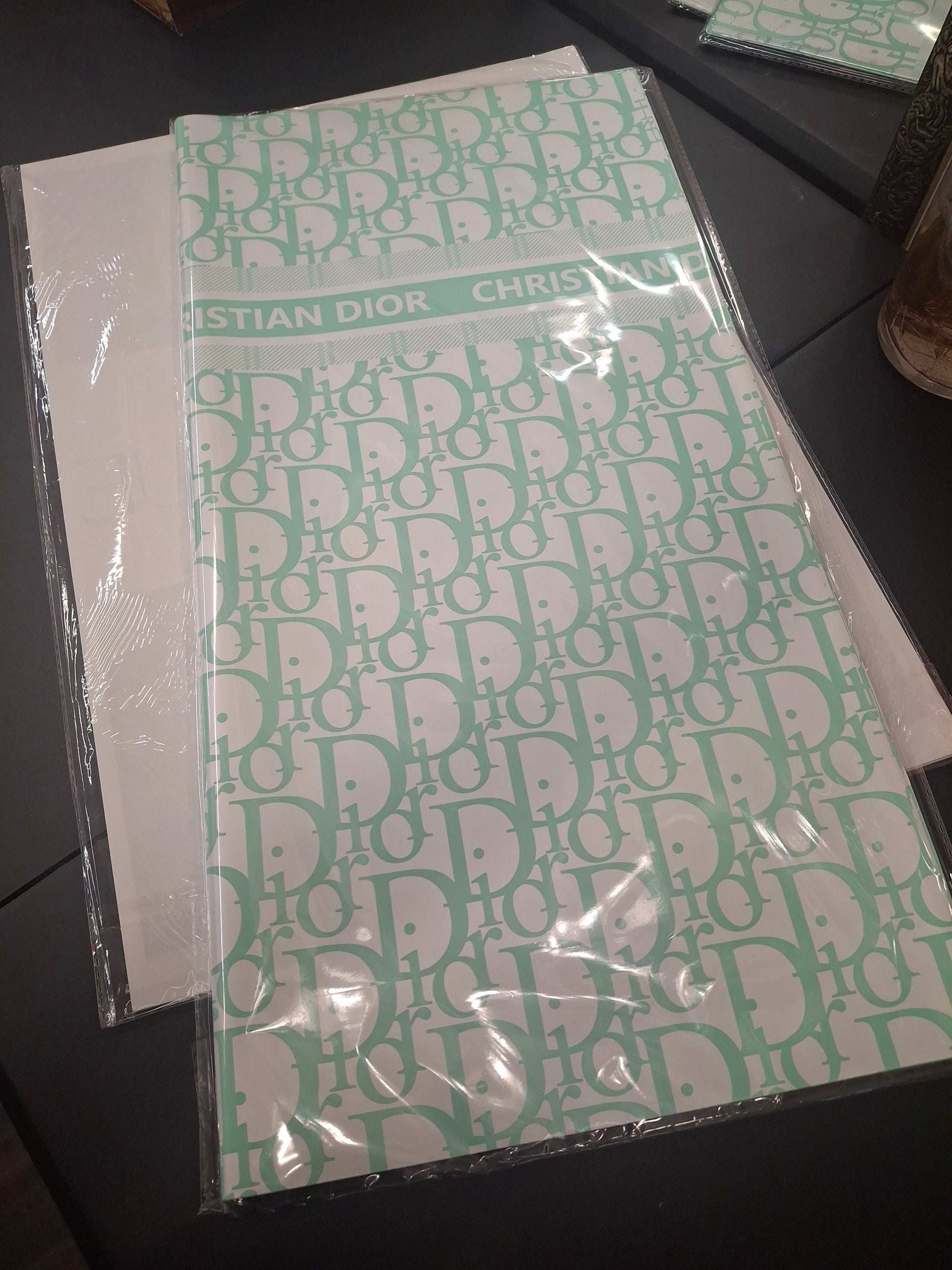 Dior Paper
