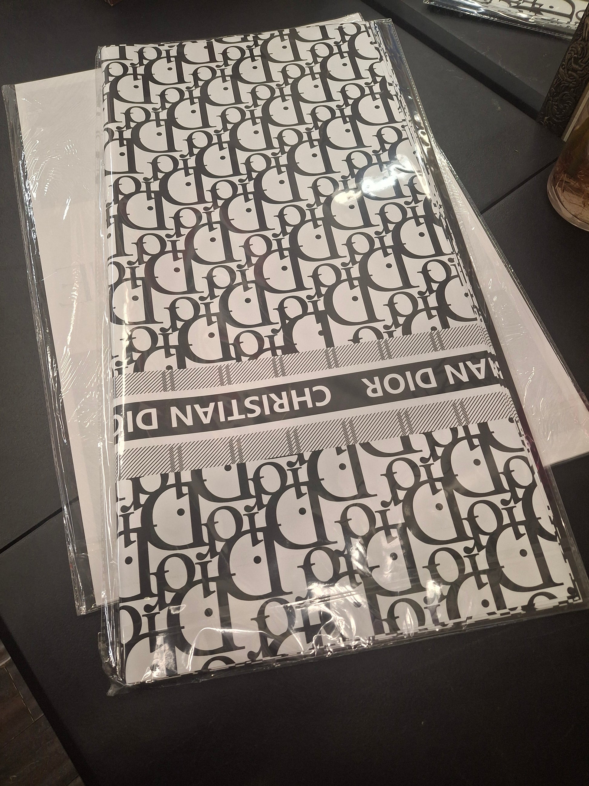Dior Paper